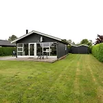 Blesse - 250m From The Sea By Interhome Hejls
