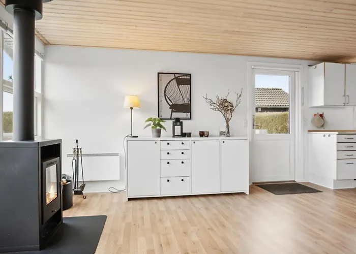 Blesse - 250m From The Sea By Interhome