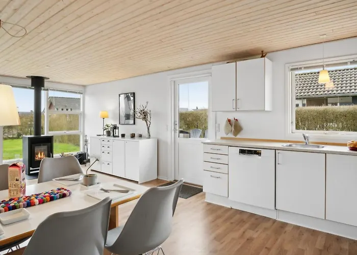 Blesse - 250m From The Sea By Interhome