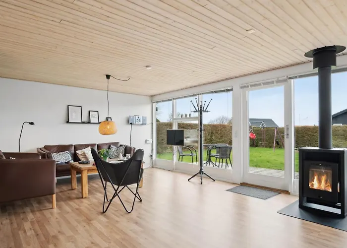 Blesse - 250m From The Sea By Interhome * Hejls